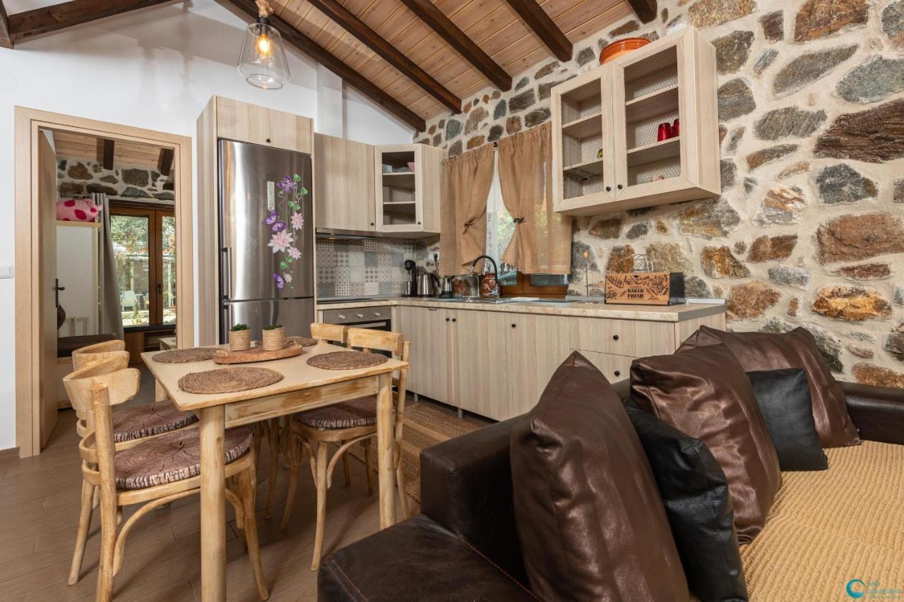 Вилла Eleni'S Stone House Скала-Потамиас Экстерьер фото