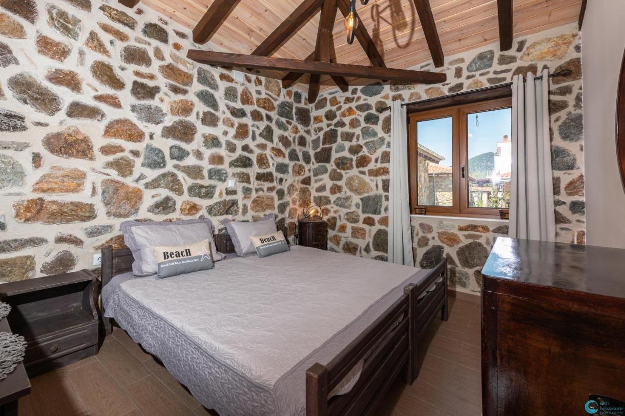 Вилла Eleni'S Stone House Скала-Потамиас Экстерьер фото